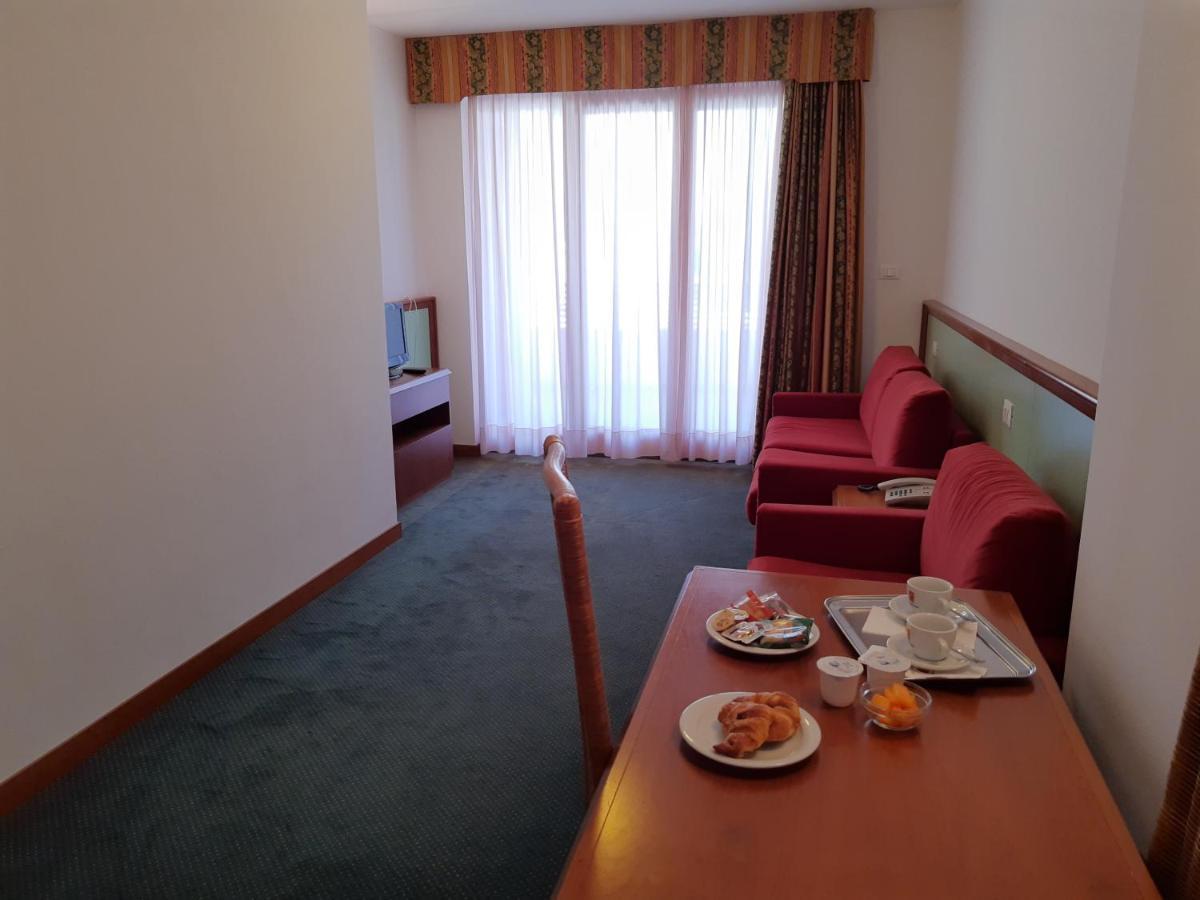 Hotel Il Guscio Grado Exteriér fotografie